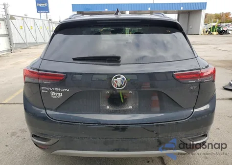 2021 Buick Envision Essence z USA, uszkodzony, nr VIN LRBFZPR45MD119397